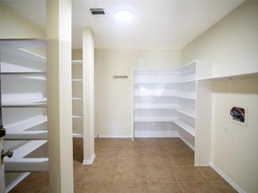 1112 Statler Bend DR, Pflugerville TX 78660