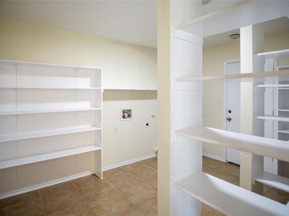 1112 Statler Bend DR, Pflugerville TX 78660