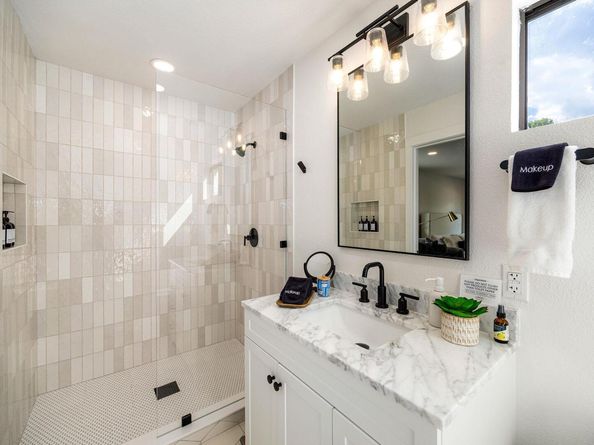 2701 Friar Tuck LN, Austin TX 78704