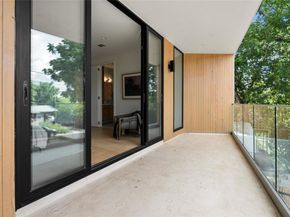 1005 W Johanna ST W, Austin TX 78704