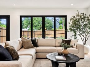 1005 W Johanna ST W, Austin TX 78704