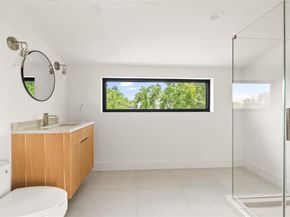 1005 W Johanna ST W, Austin TX 78704