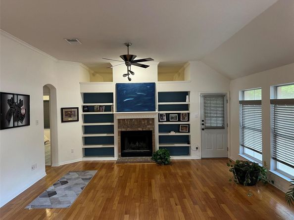 1728 Dapplegrey LN, Austin TX 78727