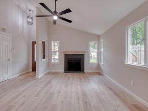 905 Wickfield LN, Austin TX 78753