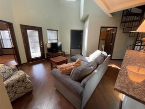 2502 Leon ST 505, Austin TX 78705