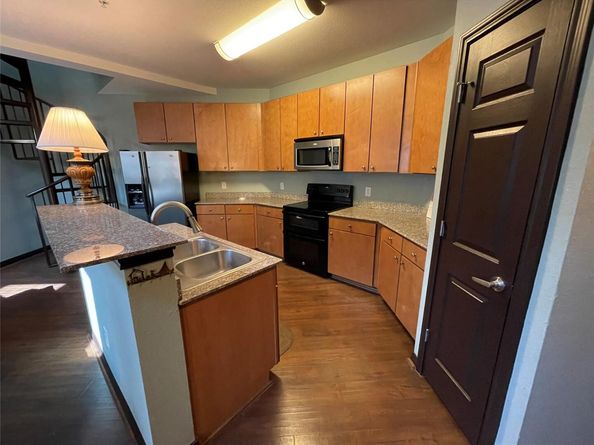 2502 Leon ST 505, Austin TX 78705