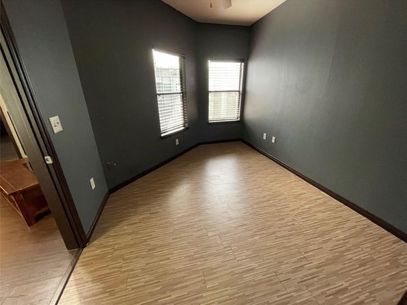 2502 Leon ST 505, Austin TX 78705