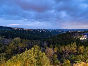 104 S Weston LN, Austin TX 78733