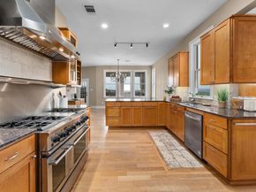 104 S Weston LN, Austin TX 78733