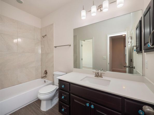 608 Cascada LN, Round Rock TX 78681