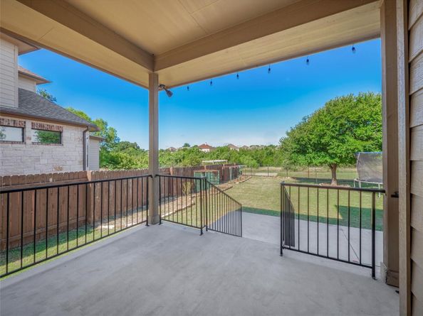 608 Cascada LN, Round Rock TX 78681