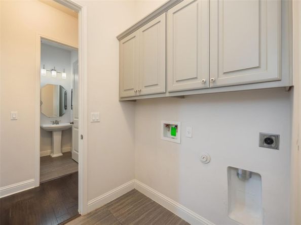 608 Cascada LN, Round Rock TX 78681