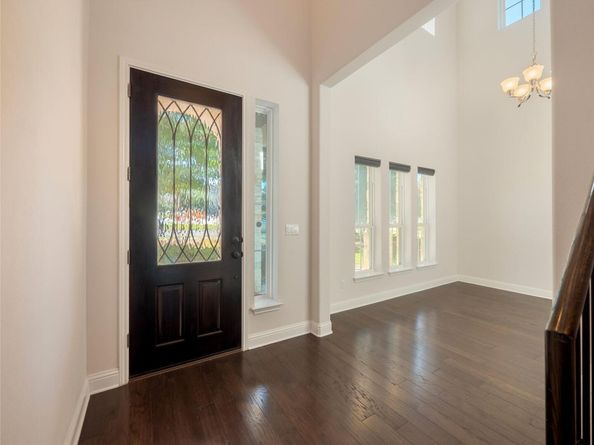 608 Cascada LN, Round Rock TX 78681