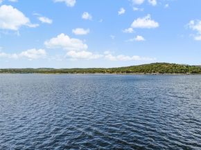 316 Lakefront DR, Point Venture TX 78645