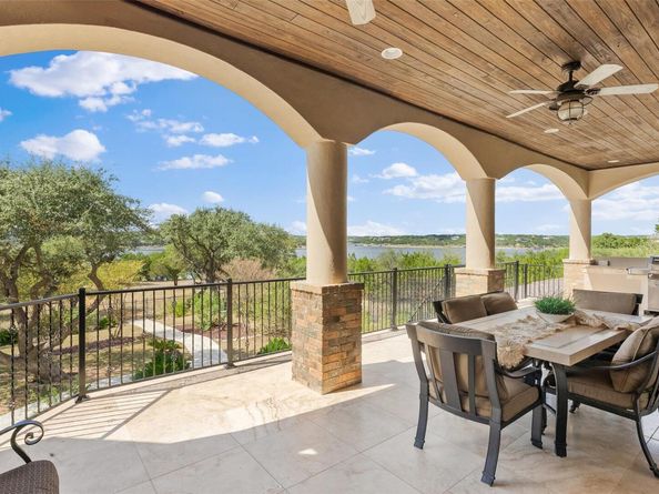 316 Lakefront DR, Point Venture TX 78645
