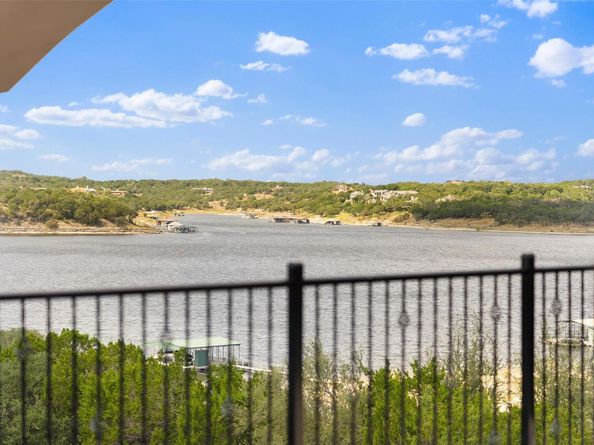 316 Lakefront DR, Point Venture TX 78645