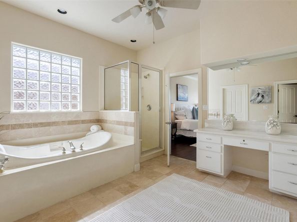 316 Lakefront DR, Point Venture TX 78645