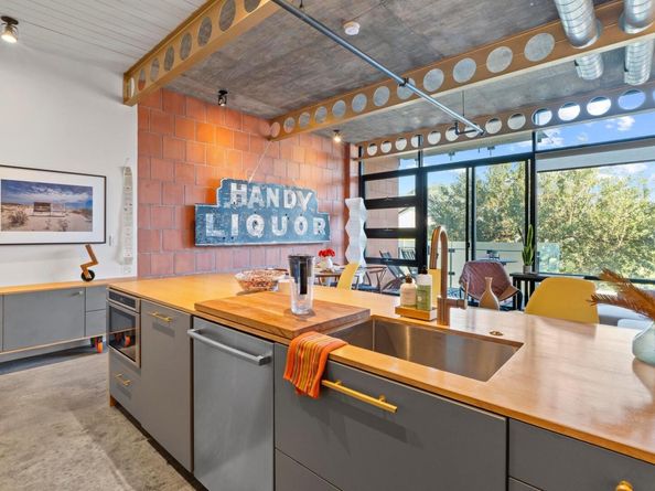 1401 Eva ST 204, Austin TX 78704