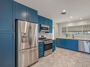 2415 Little John LN, Austin TX 78704