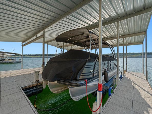 8140 Joy RD, Volente TX 78641
