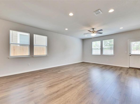 11109 Sentinel DR, Austin TX 78747