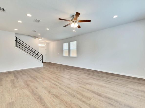 11109 Sentinel DR, Austin TX 78747