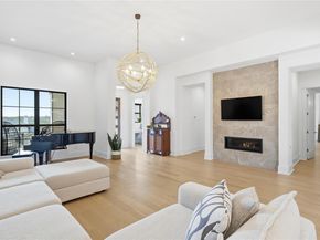 321 Sweet Grass LN, Lakeway TX 78738