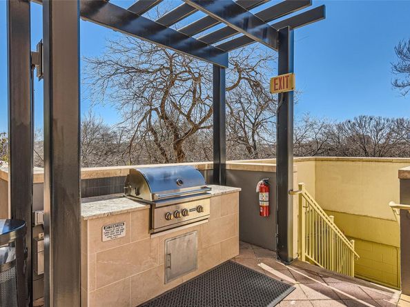 54 Rainey ST 713, Austin TX 78701