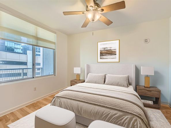 54 Rainey ST 713, Austin TX 78701