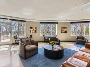 54 Rainey ST 713, Austin TX 78701