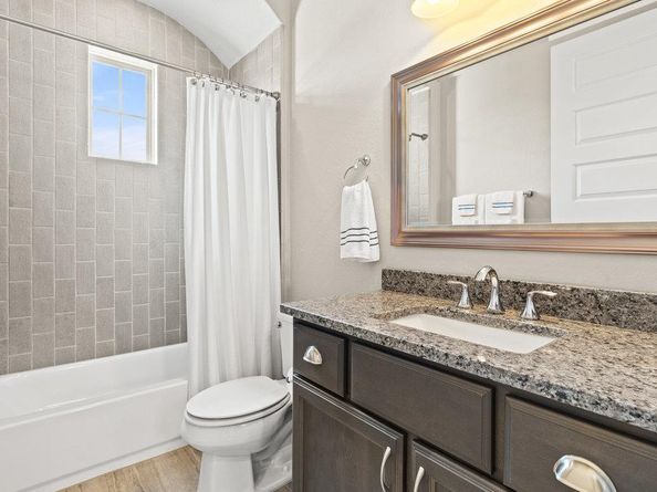 112 Charmstone LN, Georgetown TX 78628