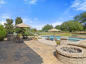 112 Charmstone LN, Georgetown TX 78628