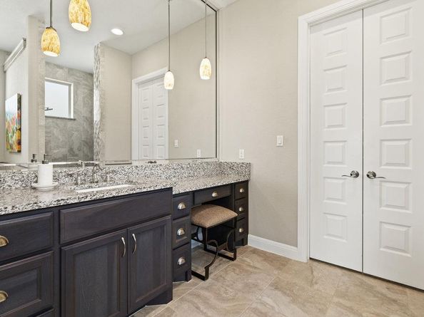 112 Charmstone LN, Georgetown TX 78628