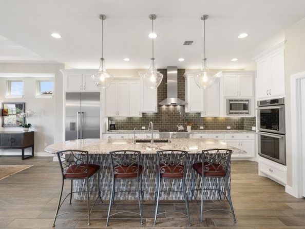112 Charmstone LN, Georgetown TX 78628