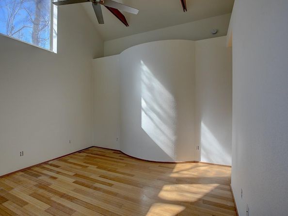 1607 S Elm ST, Georgetown TX 78626