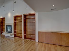 1607 S Elm ST, Georgetown TX 78626