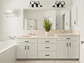 3805 Tonkawa TRL A2, Austin TX 78756
