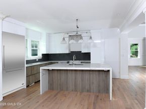 1 Home Place A / B, Greenwich CT 06830
