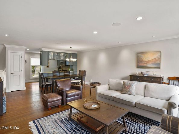 93 Greenwich Hills Drive 93, Greenwich CT 06831