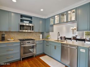 93 Greenwich Hills Drive 93, Greenwich CT 06831