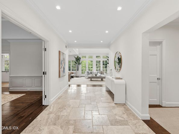21 Pecksland Road, Greenwich CT 06831