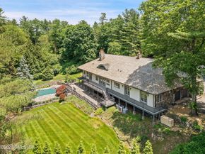 21 Pecksland Road, Greenwich CT 06831