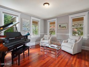2 Wahneta Road, Old Greenwich CT 06870