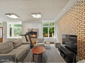 2 Wahneta Road, Old Greenwich CT 06870