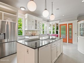 2 Wahneta Road, Old Greenwich CT 06870