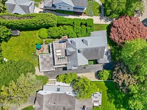 2 Wahneta Road, Old Greenwich CT 06870