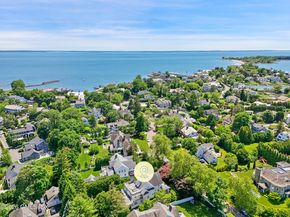 2 Wahneta Road, Old Greenwich CT 06870
