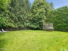 2 Wahneta Road, Old Greenwich CT 06870