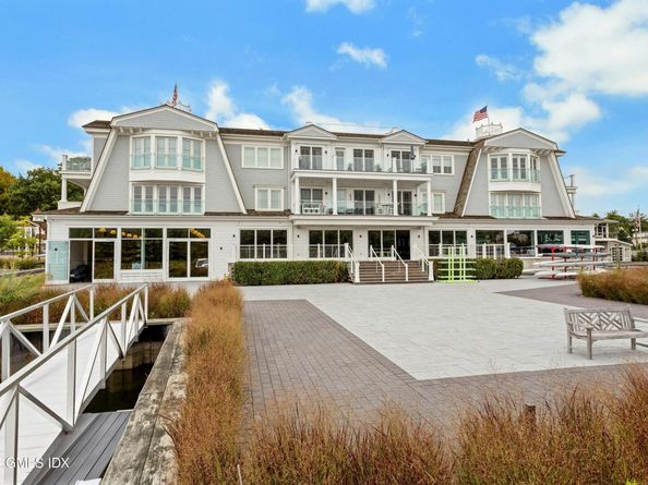 89 River Road 304, Cos Cob CT 06807
