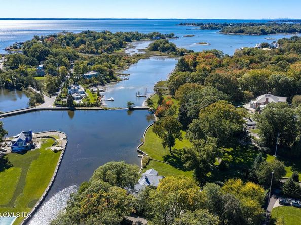 3 Coves End Road, Darien CT 06820